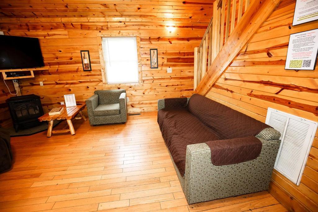 The At Pine Haven - Beckley *